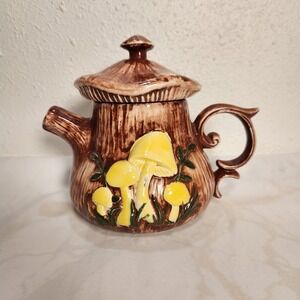 VTG Arnel's 3D Mushroom Ceramic Tea Pot‎ Brown Hand Painted 1970's Cottage Fairy